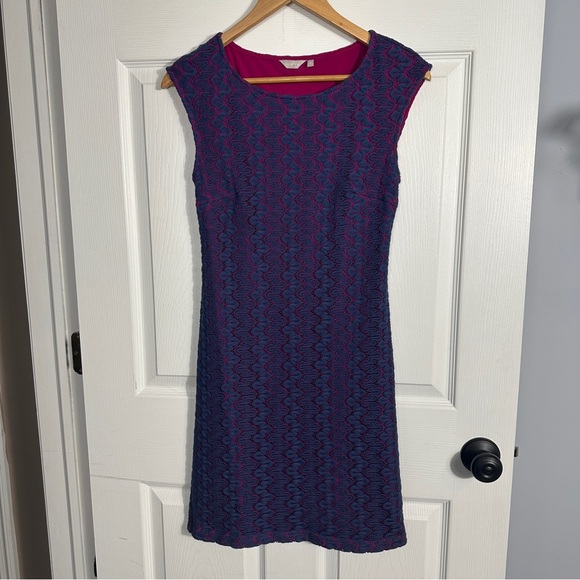 Ellie Kai dress, size 0, sleeveless. Blue/gray crocheting over a hot pink lining - Picture 1 of 6